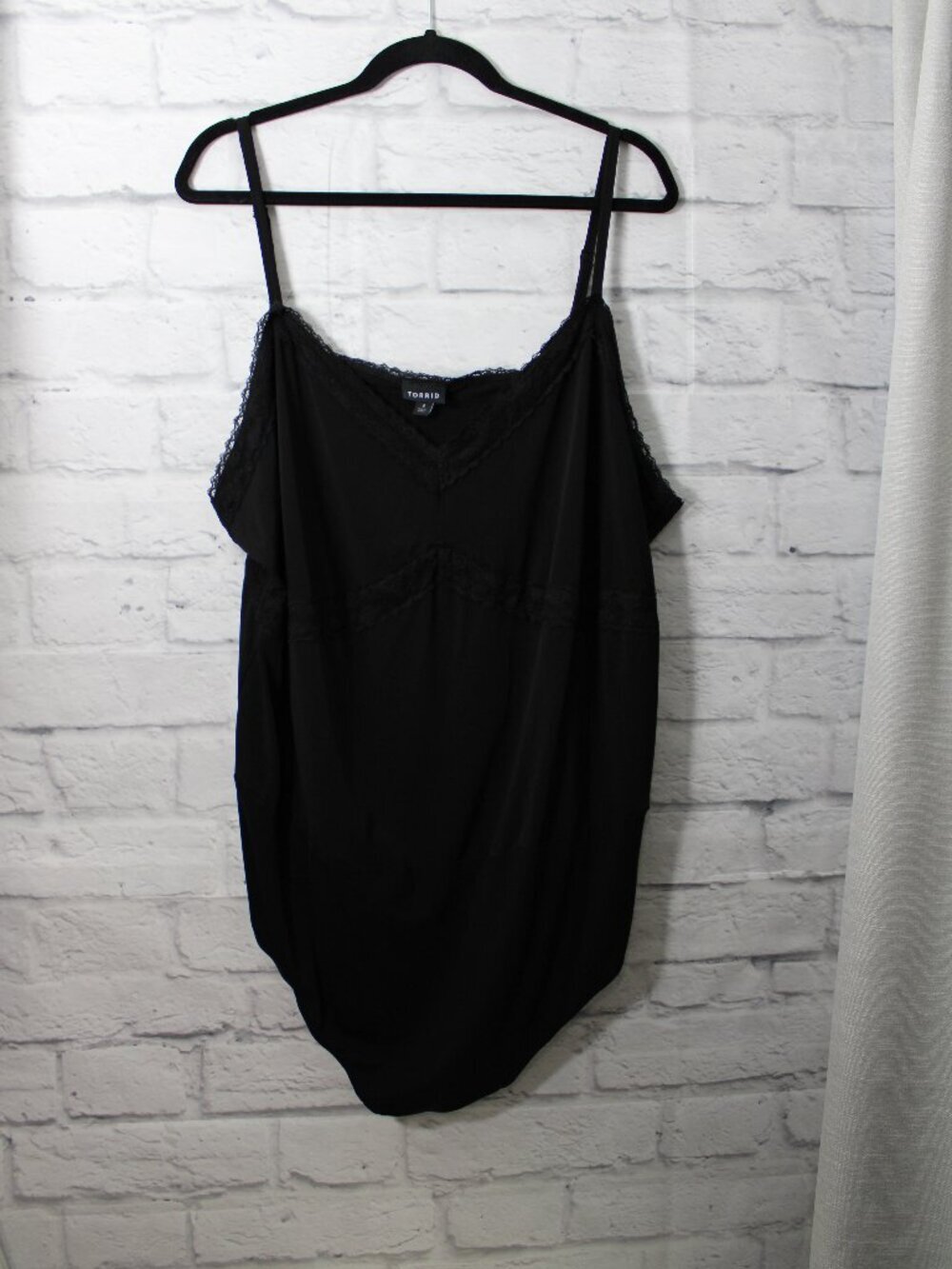 Torrid 4 Plus Black V Neck Lace Strappy Snap Close Bodysuit Casual Dressy Summer